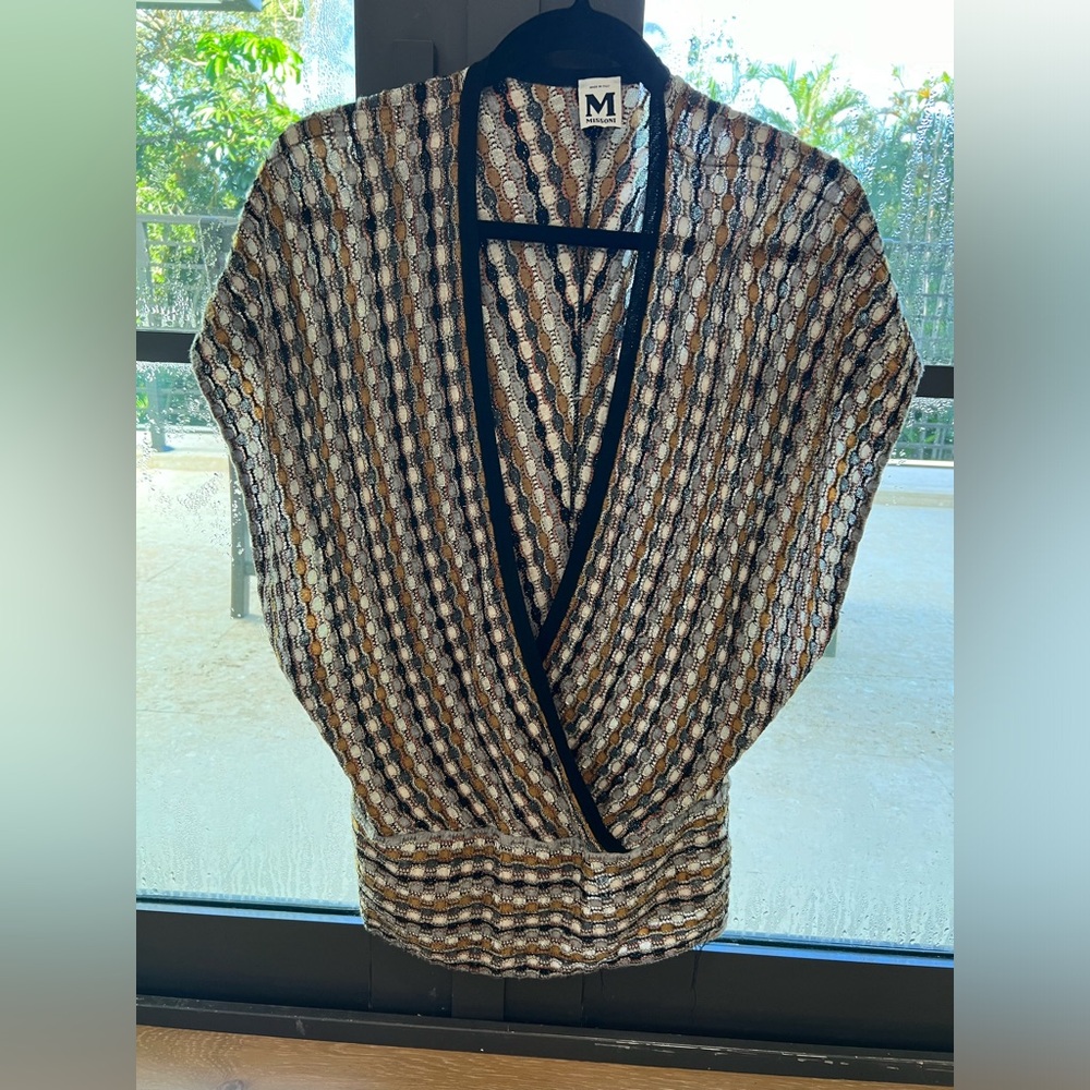 Missoni V-neck knit top.  Made it Italy.  Size 12 (USA). Used good condition.